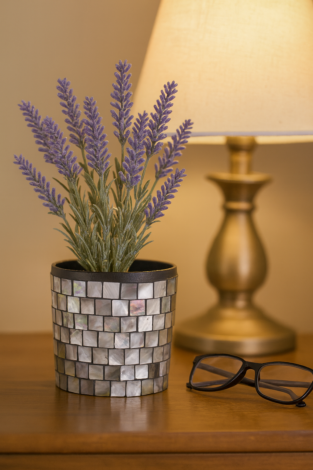 Luminous Smoky Pearl Mosaic Vase with intricate glass mosaic pattern, showcasing a glossy finish and elegant design.