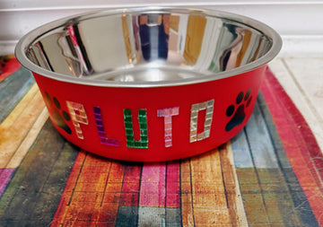 Custom dog and cat feeding bowl from My Store, featuring personalized design and durable ceramic material.