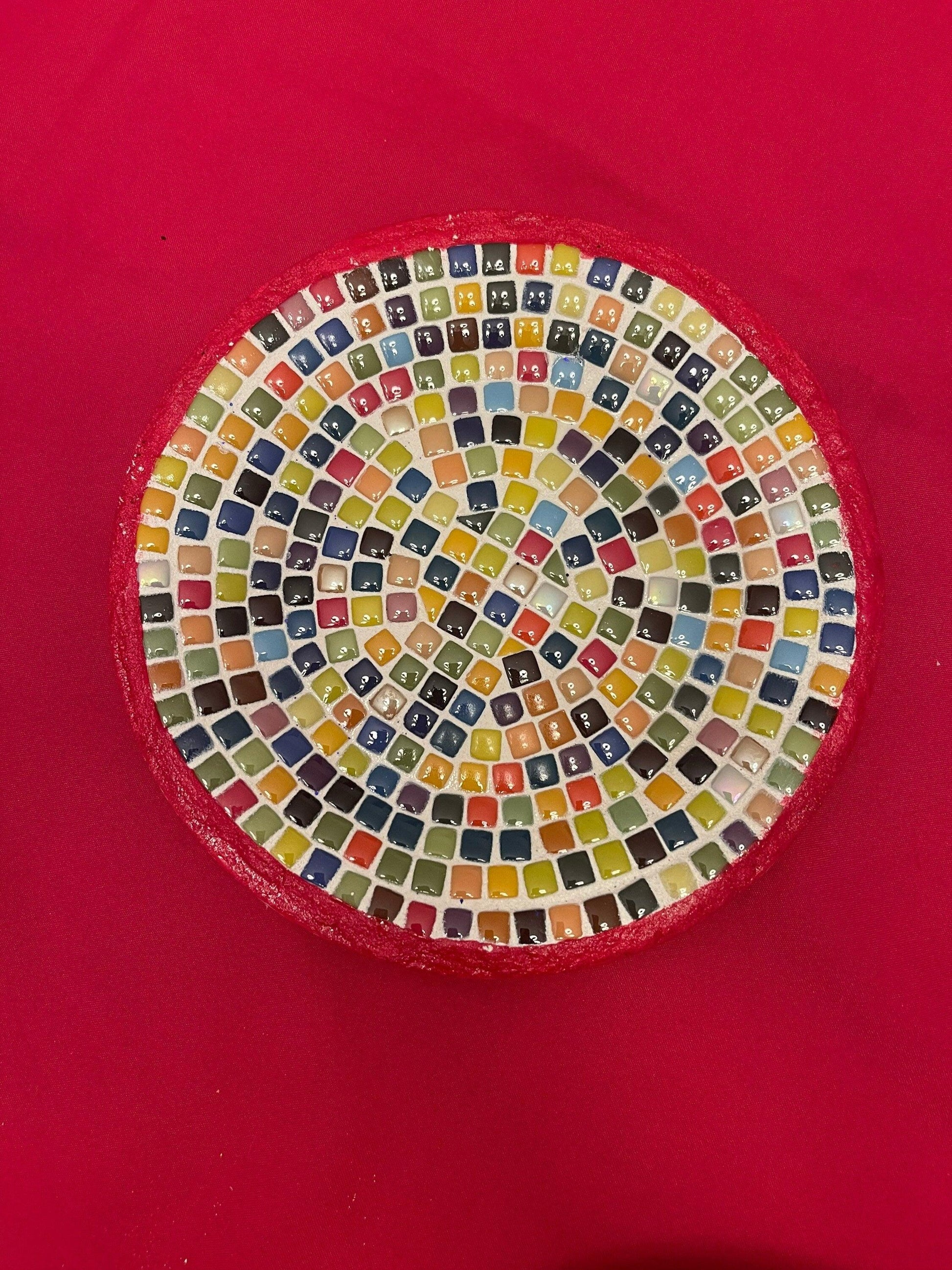 Vibrant handcrafted rainbow mosaic decorative plate with colorful glass tiles, showcasing intricate design and artistic craftsmanship.