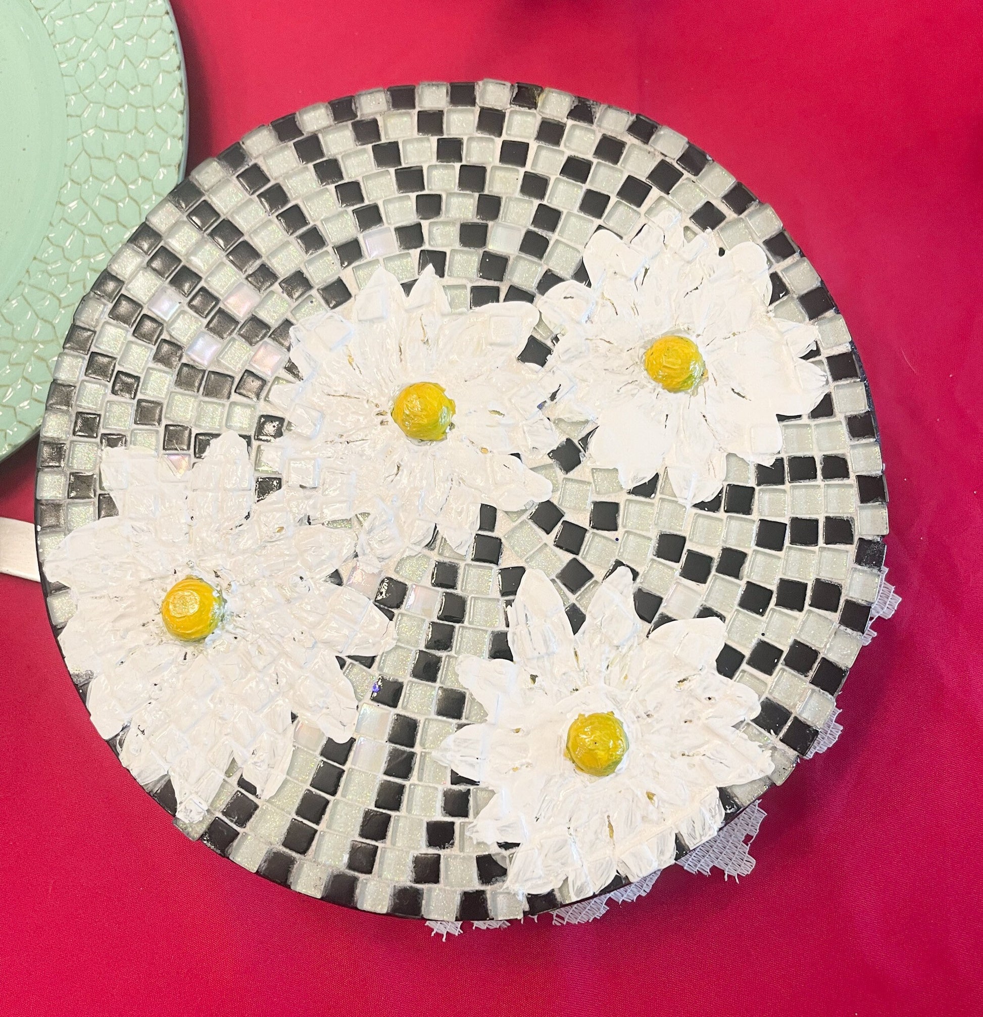 Daisy floral mosaic design cake plate with colorful flower pattern, made by My Store. Elegant ceramic serving plate for desserts.